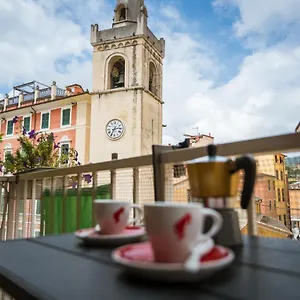 5-terre-lerici.hotelitalianriviera.com/