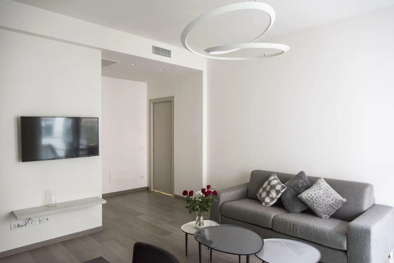 Design & New Center Apartments Milano